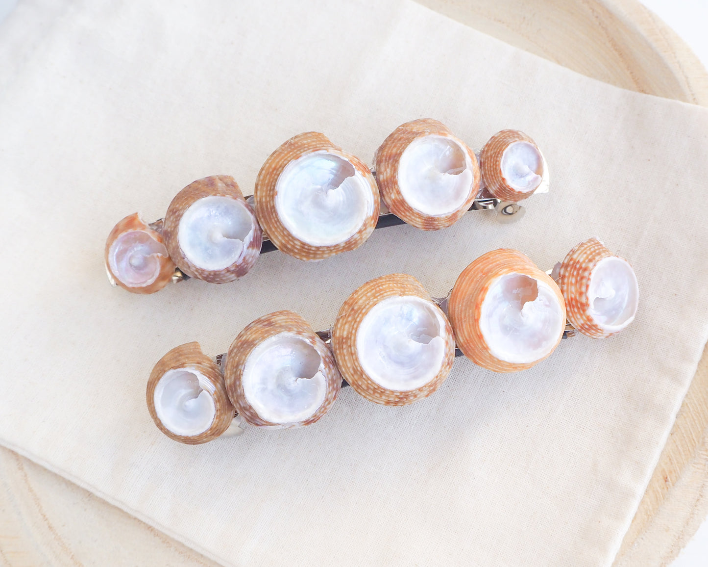 European Pearly Shells Hair clip on display. European Painted Top shell Hair Clip Barrette, Boho Seashell Beach Clip from Portugal, Handpicked Real Shells, Seashell Hair Decoration, Bohemian Seashell Wedding Hair Assocciares, Coastal Christmas gift, Beach Wedding Hair