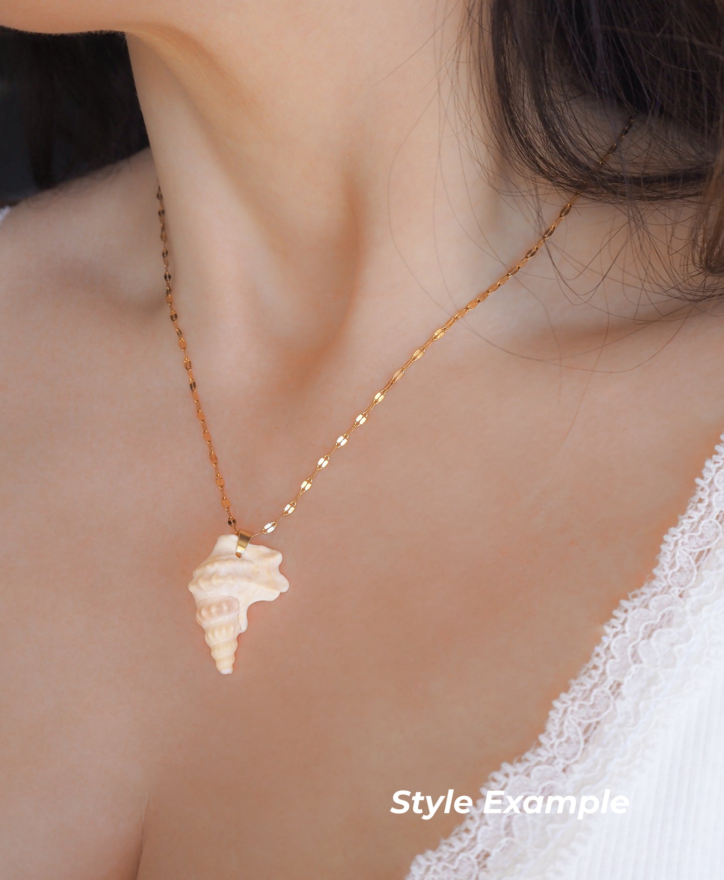 SEASHELL NECKLACE ~ Silver Grey Pelican's Foot Shell VI