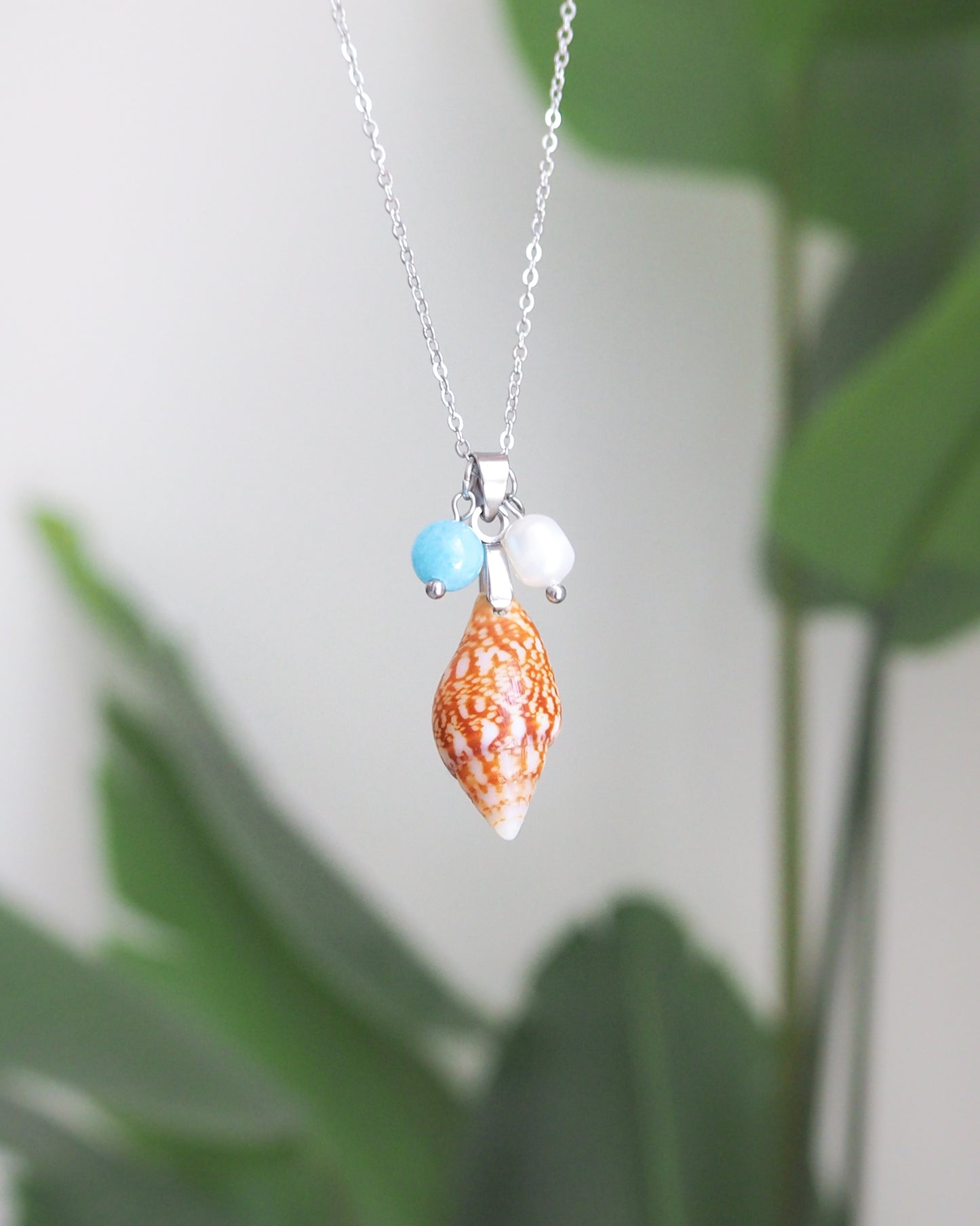 OCEANIC TRIO SILVER NECKLACE - Blue Pearl Rustic Dove Shell