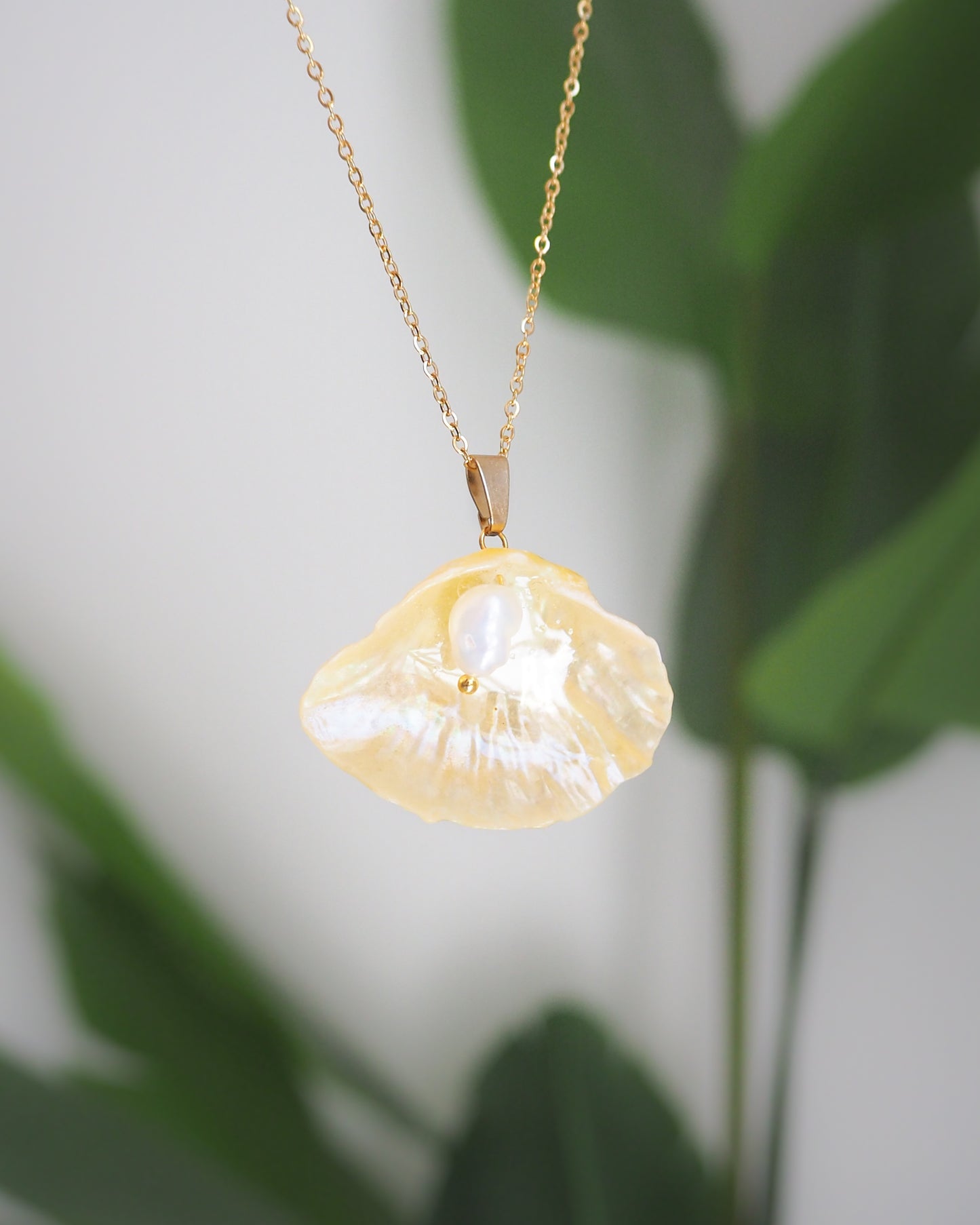 Soft Yellow Jingle Shell Gold Necklace, Mother of Pearl Pendant