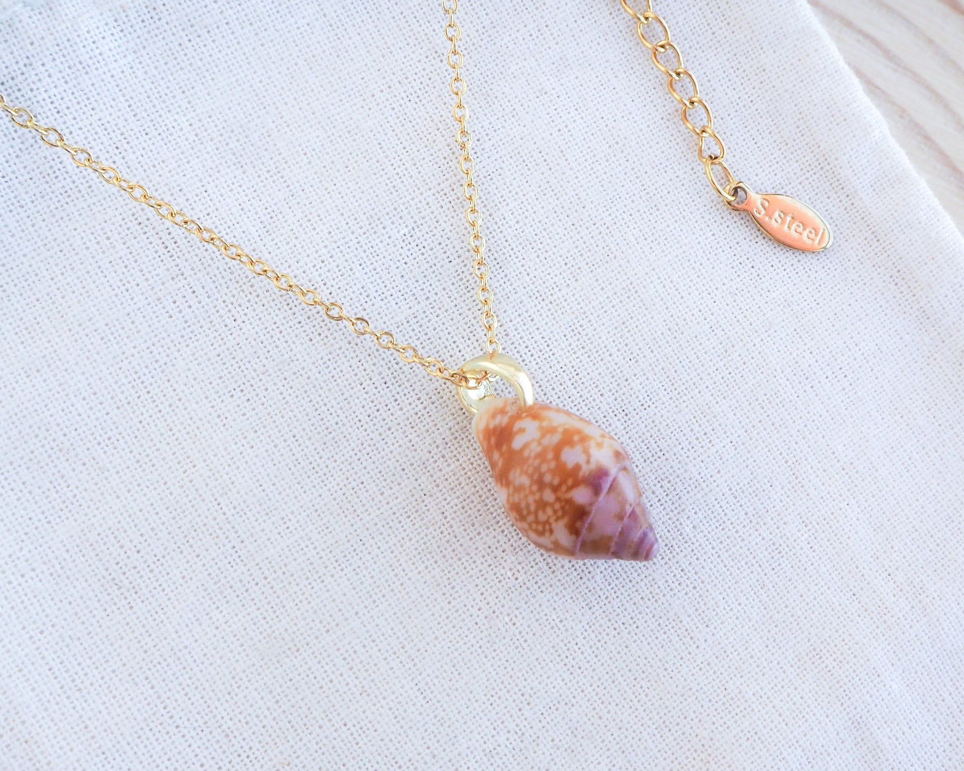 Tiny Dove Shell Gold Necklace, Tiny shell from Portugal