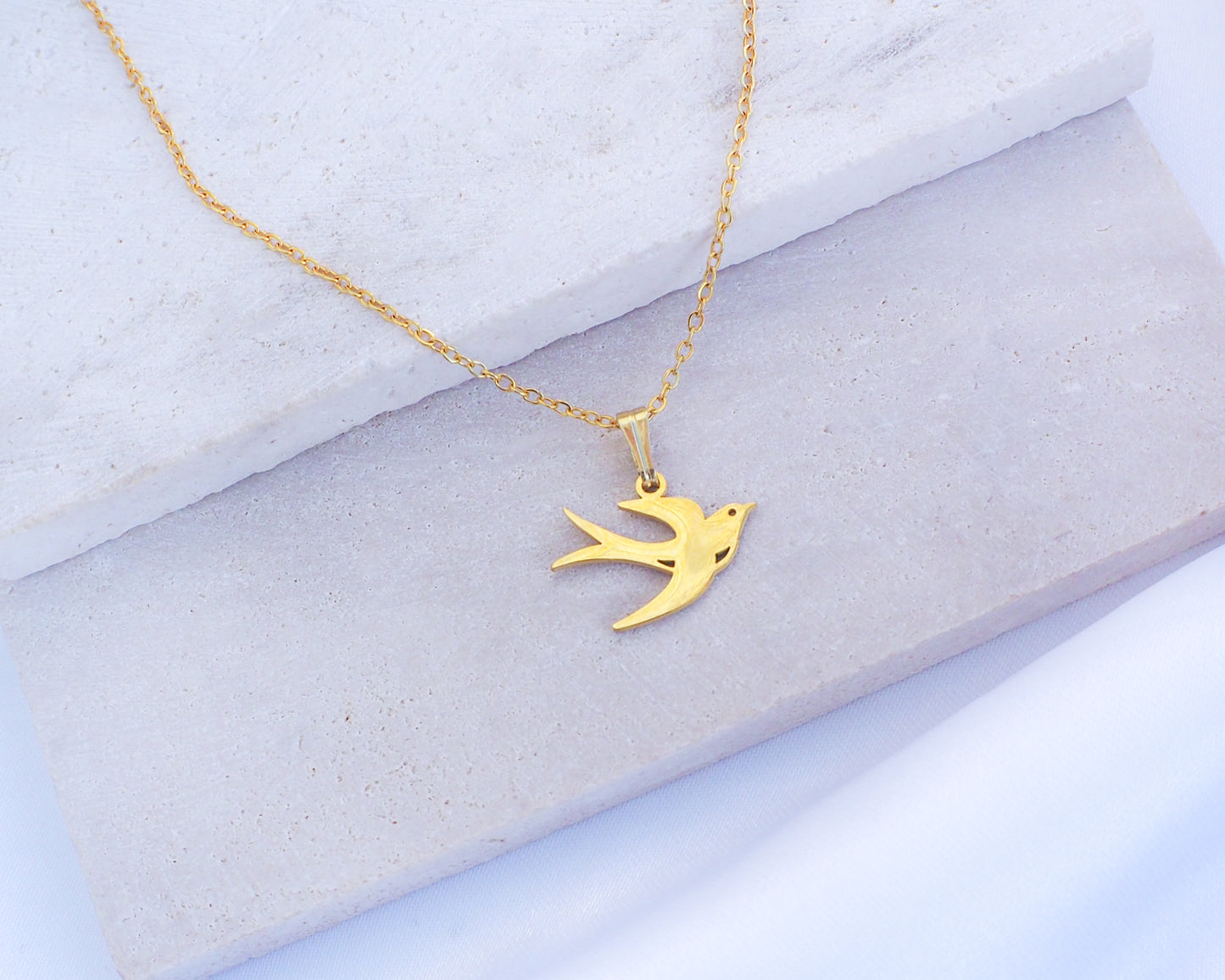 PORTUGUESE ANDORINHA SWALLOW BIRD NECKLACE ~ Gold
