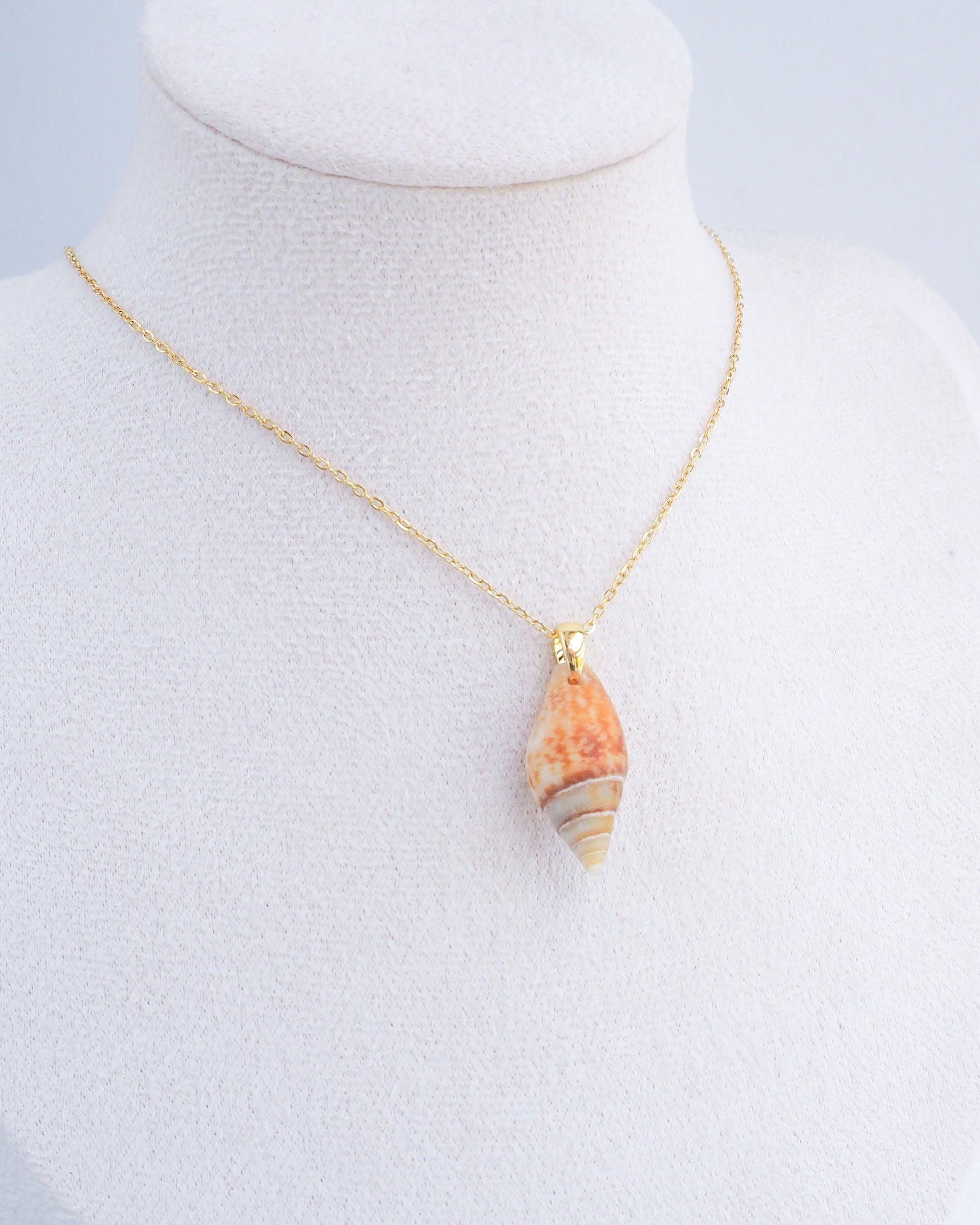 Rustic Dove Shell Gold Necklace, Light Rustic Dove Shell from Portugal
