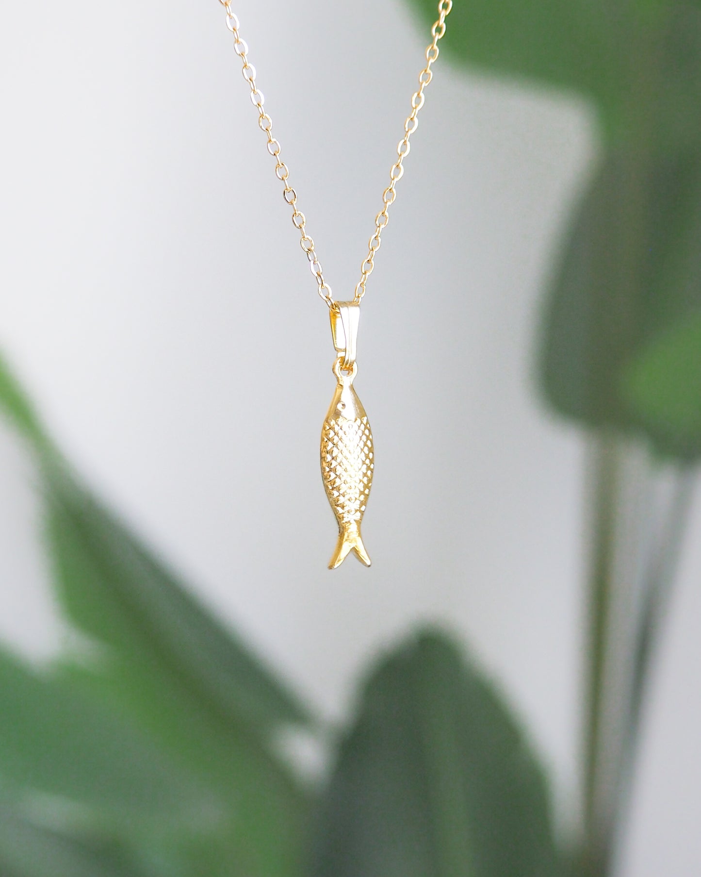 SARDINE FISH NECKLACE ~ Gold II