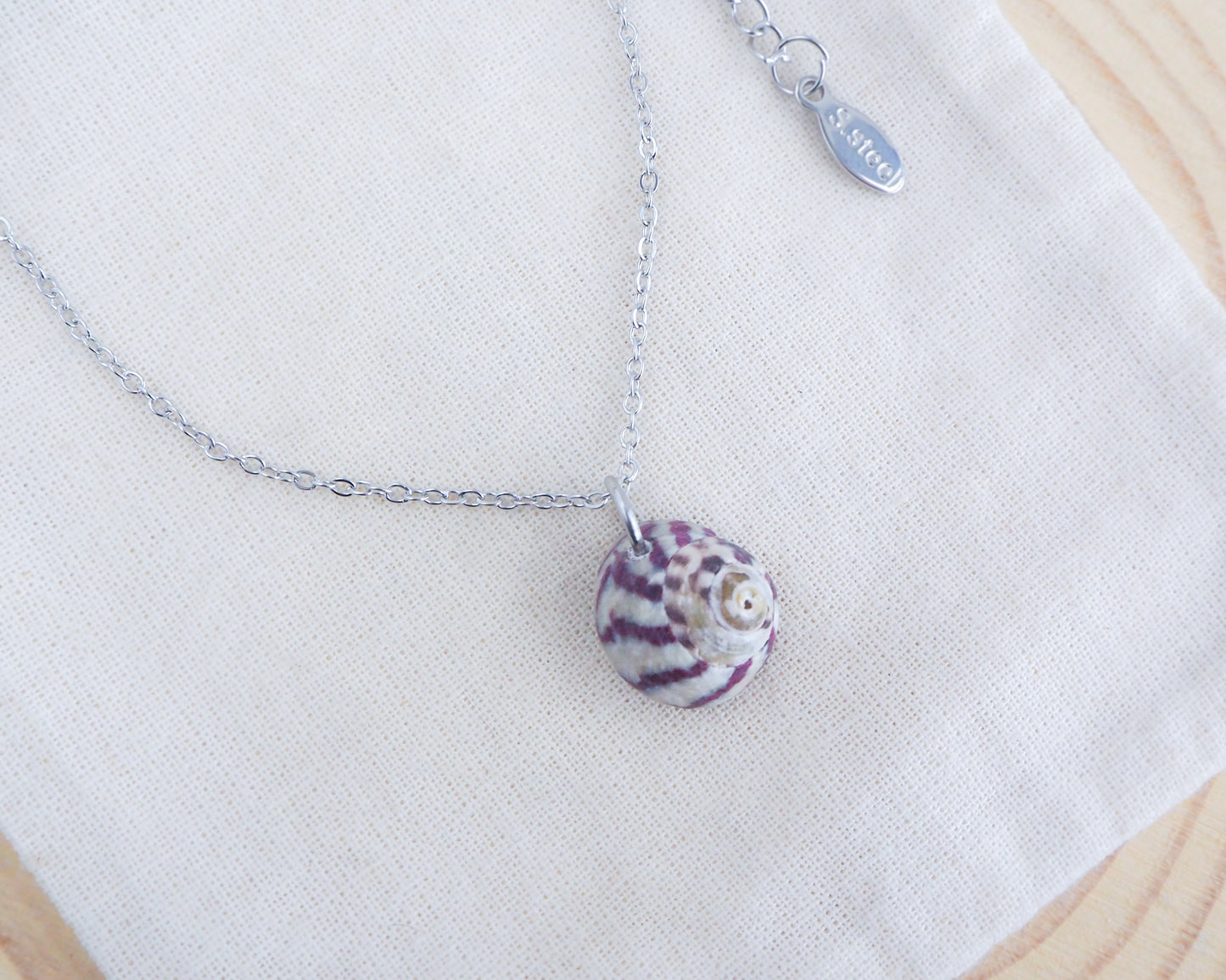 Purple Striped Top Shell Silver Necklace side view