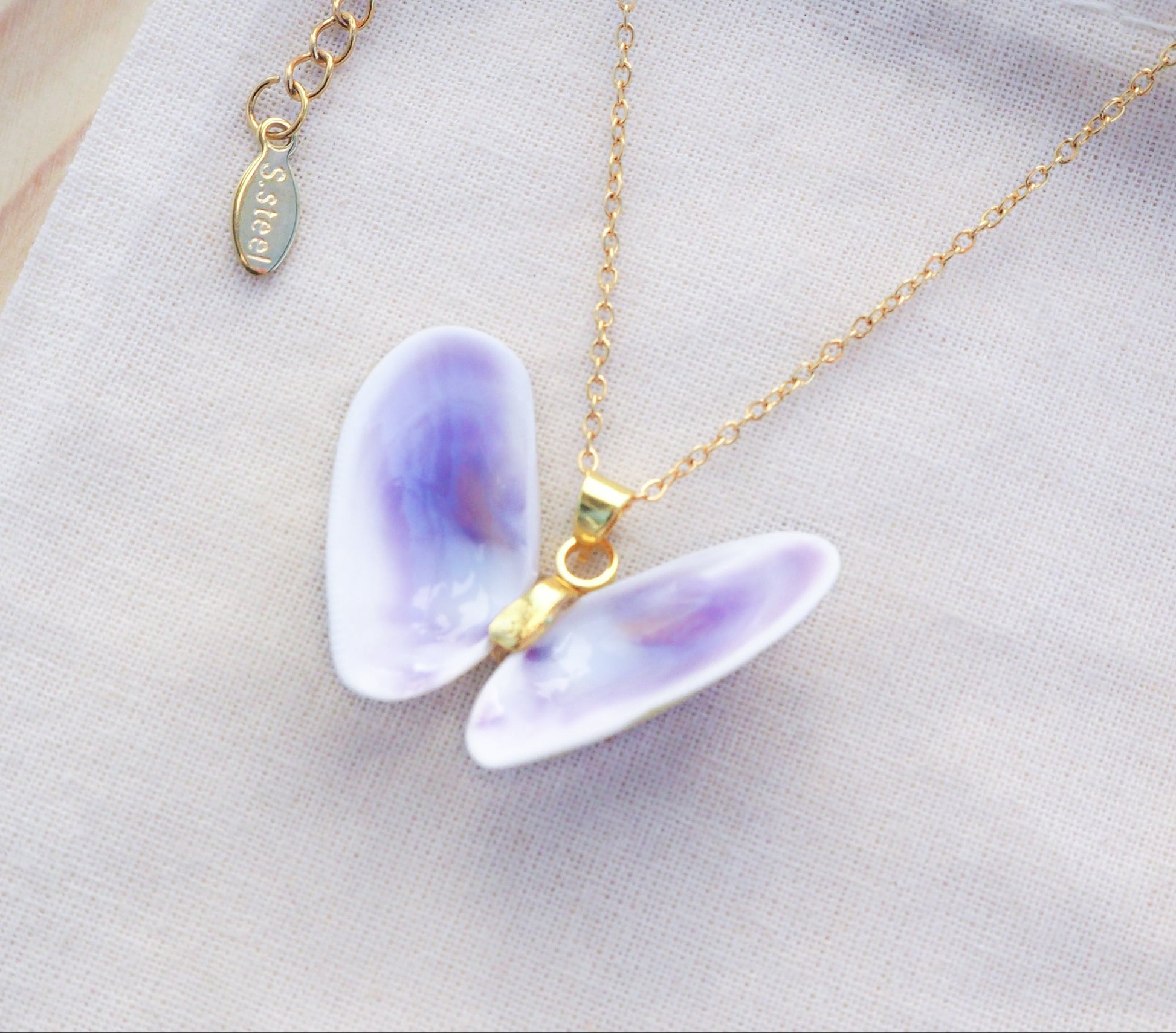 Lovely Donax Shell Necklace IX on display, Gold Necklace with Purple Coquina Shells from Portugal on display