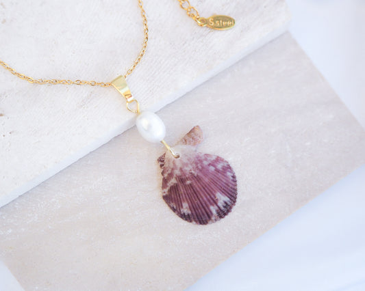 Bordeaux Scallop Shell Pearl Gold Necklace on display, Fuchsia Scallop Shell from Portugal, Algarve, Sea by Lou, Shell and freshwater pearl necklace