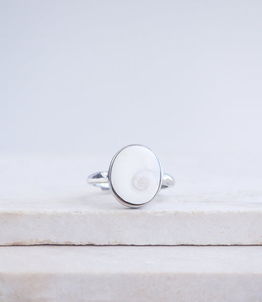 Eye of Saint Lucia 925 Sterling Silver Ring on stone front view