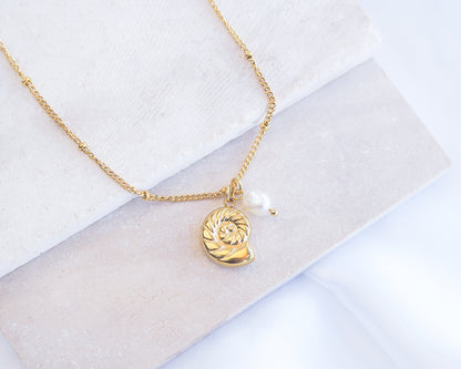 Dainty Tiny Nautilus Seashell Pearl Necklace on stone, Gold Necklace with freshwater pearls and 18k gold nautilus seashell pendant, ammonite pendant, Minimalistic Ocean Inspired Jewelry, Jewelry for Beach Girls 