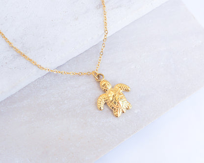 TURTLE NECKLACE ~ Gold