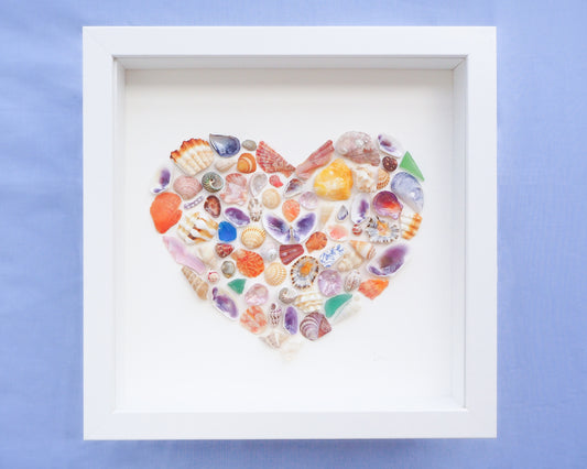 Rainbow Seashell Heart Artwork with colorful shell handpicked from Portugal. Coastal Home Wall Decor, Shell Wall Art, Handmade Shell Artwork, Cute Coastal Nursery Decoration 