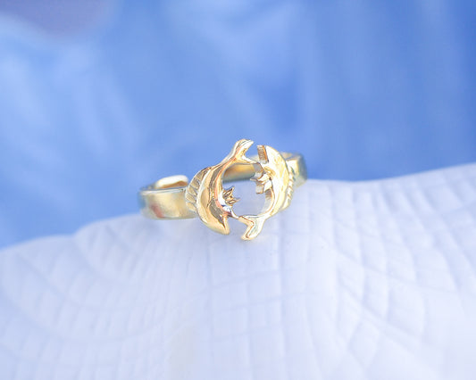 Gold Pisces Zodiac Ring on stone displayed, adjustable 18k gold stainless steel Fish ring 