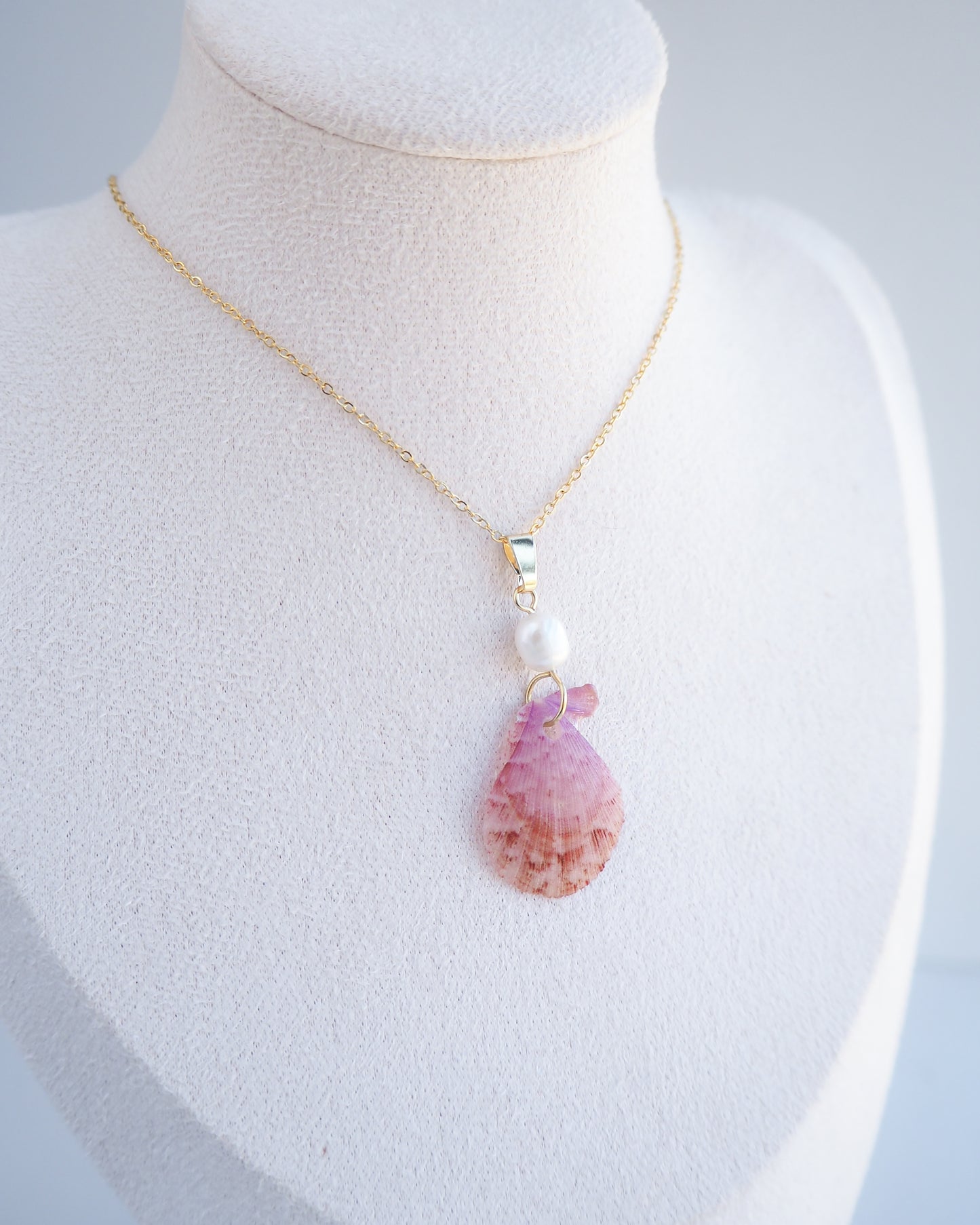 Pink Scallop Shell Pearl Gold Necklace on neck display, Pink Scallop Shell from Portugal, Algarve, Sea by Lou, Shell and freshwater pearl necklace