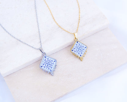 PORTUGUESE TILE NECKLACE - Blue Blossom
