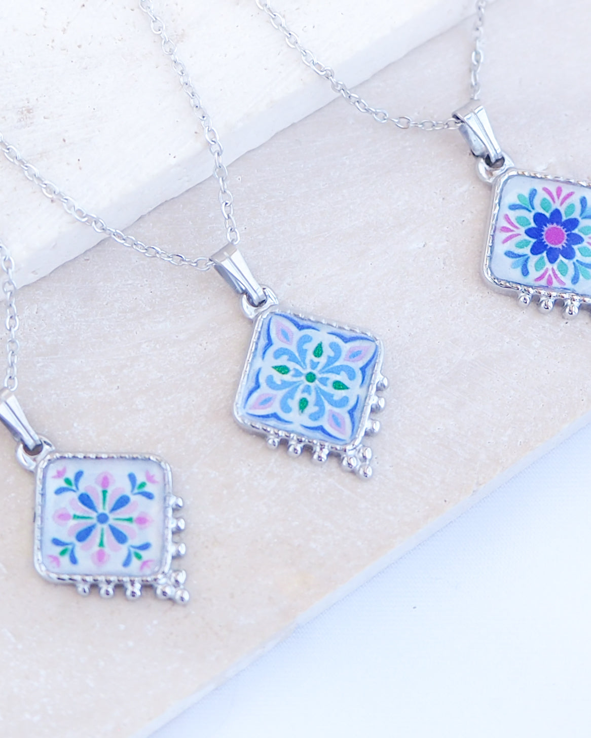 PORTUGUESE TILE NECKLACE - Floral Garden