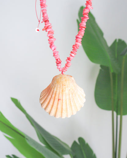 BIG SCALLOP SHELL NECKLACE ~ Soft Coral Pink Stones