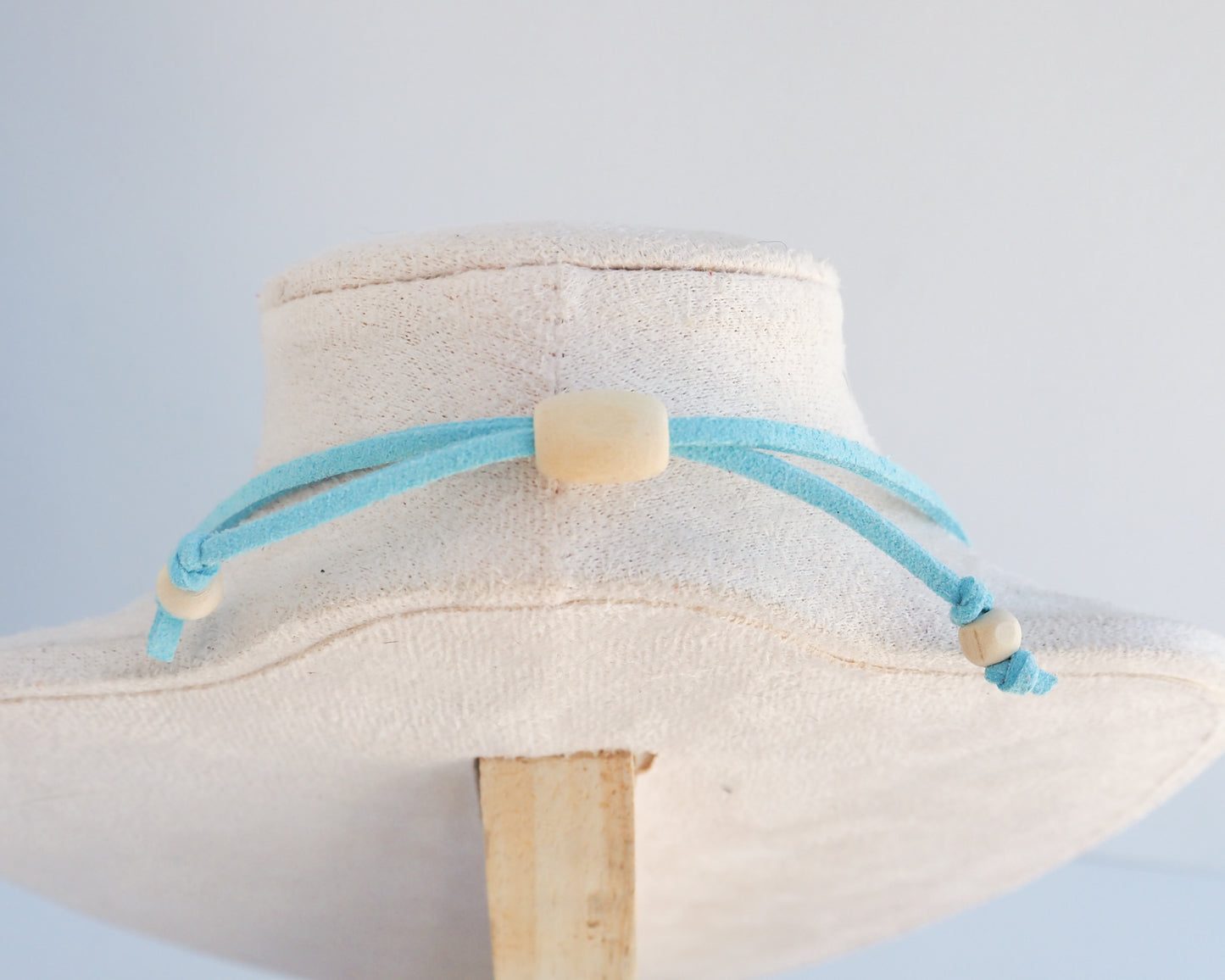 BIG LIMPET SHELL NECKLACE ~ Blue Suede Cord