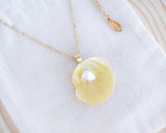 Yellow Mother of Pearl Shell Gold Necklace
