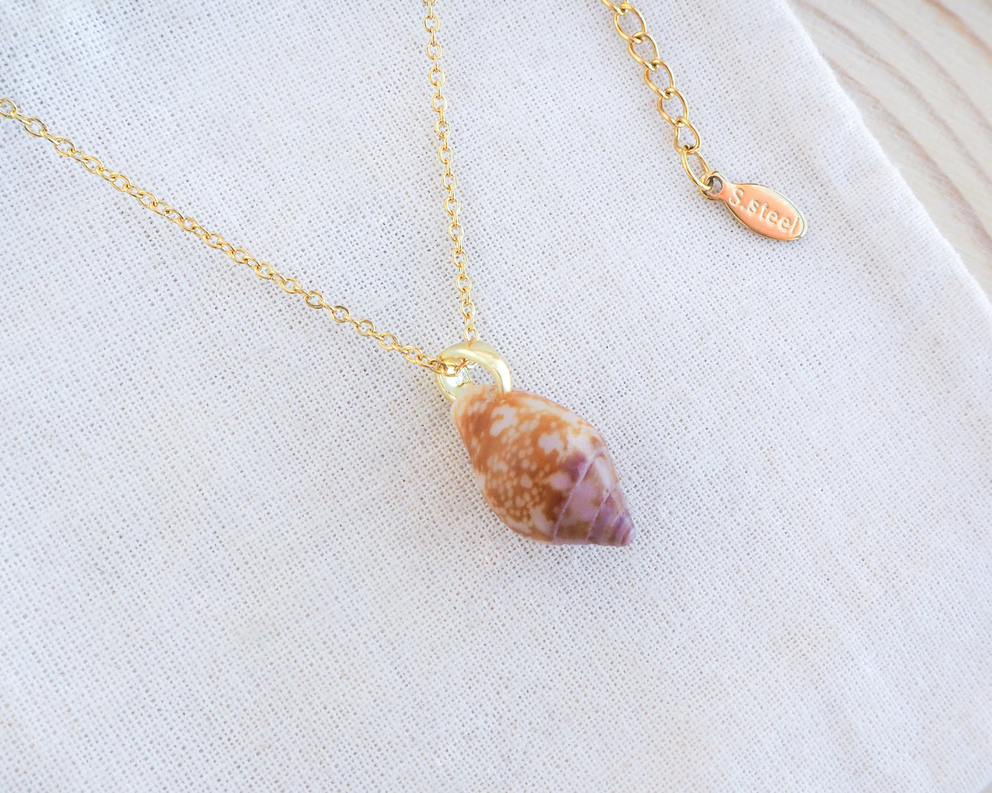 Tiny Dove Shell Gold Necklace, Tiny shell from Portugal 