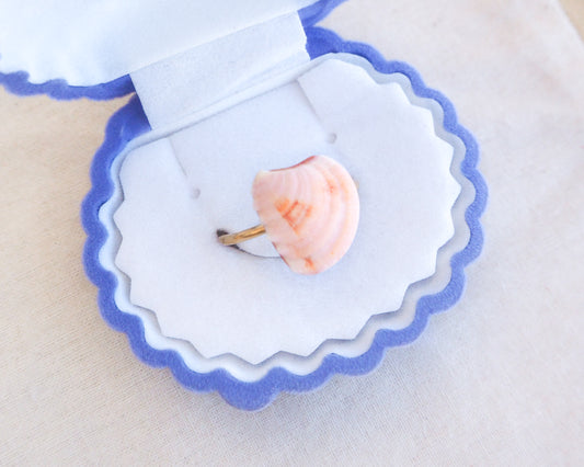 Soft Pink Orange Venus Shell Gold Ring in seashell box