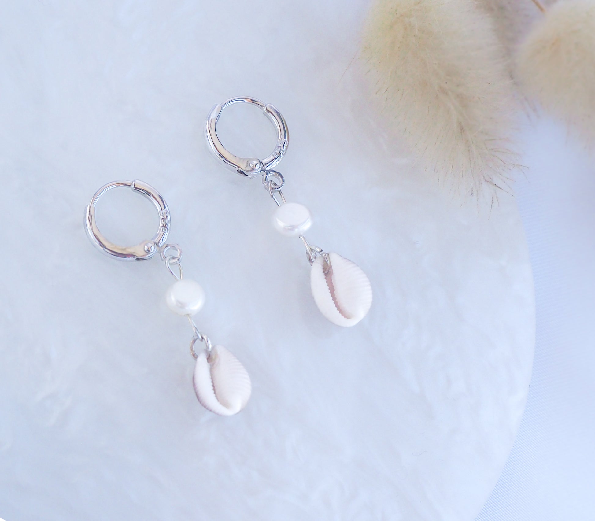 Cowrie shell earrings with freshwater pearls and 925 silver earrings, coastal wedding jewelry